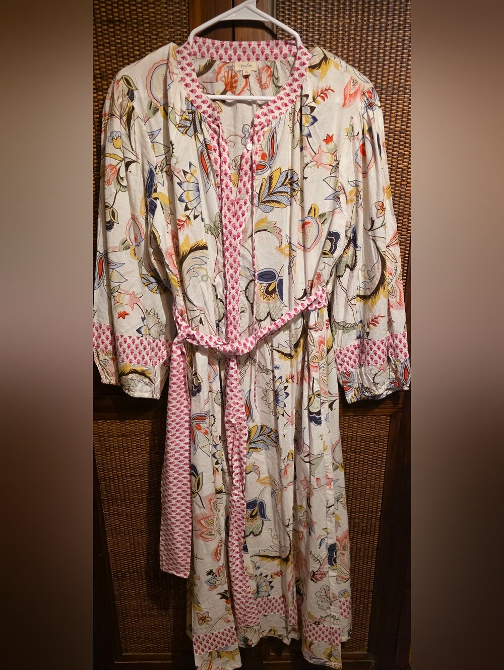 Farylina XL NWOT PTP 21 Printed Floral Long Dress with Pink Trim